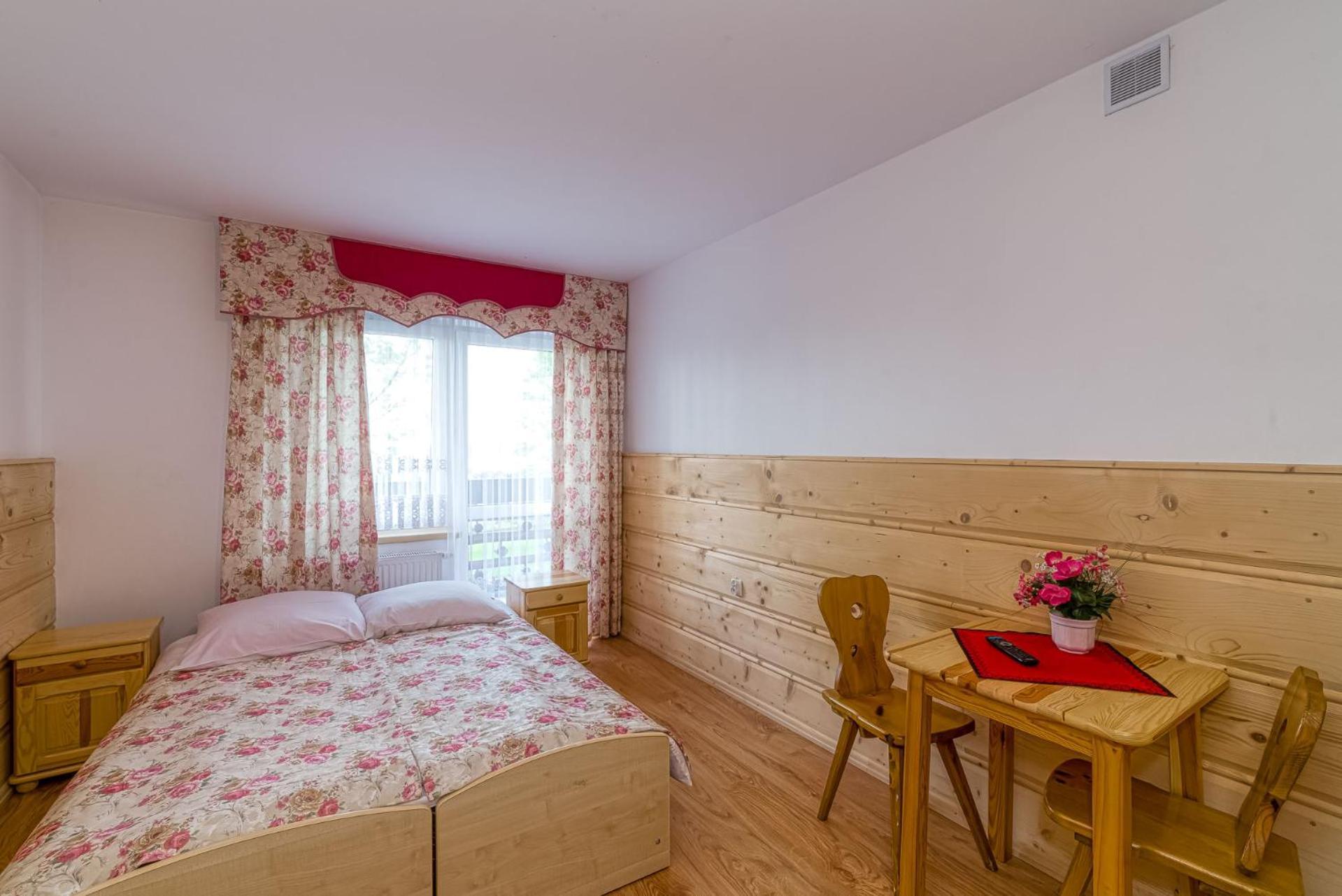 Dom Wczasowy Anna Maria Sierockie Экстерьер фото